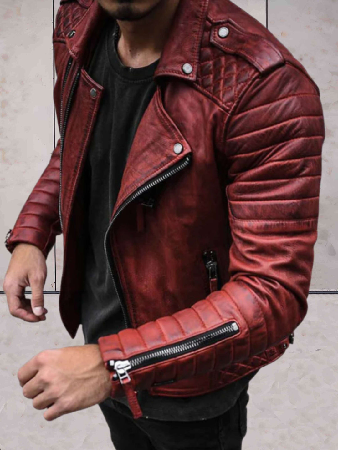 Emman - Elegant, Easy-to-Wear Leather Jacket with Pockets and Zippered Sleeves.